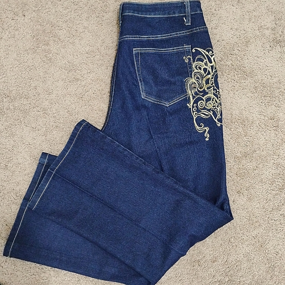 Y2k 90's Crest Flared Jeans with Gold Embroidery 17/18 Plus Size VSCO High Rise